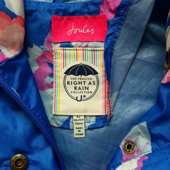 ✅SOLD✅ Girl's Floral Raincoat - Picture 2 of 6